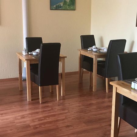 Stadthotel באד פאלינגבוסטל מראה חיצוני תמונה